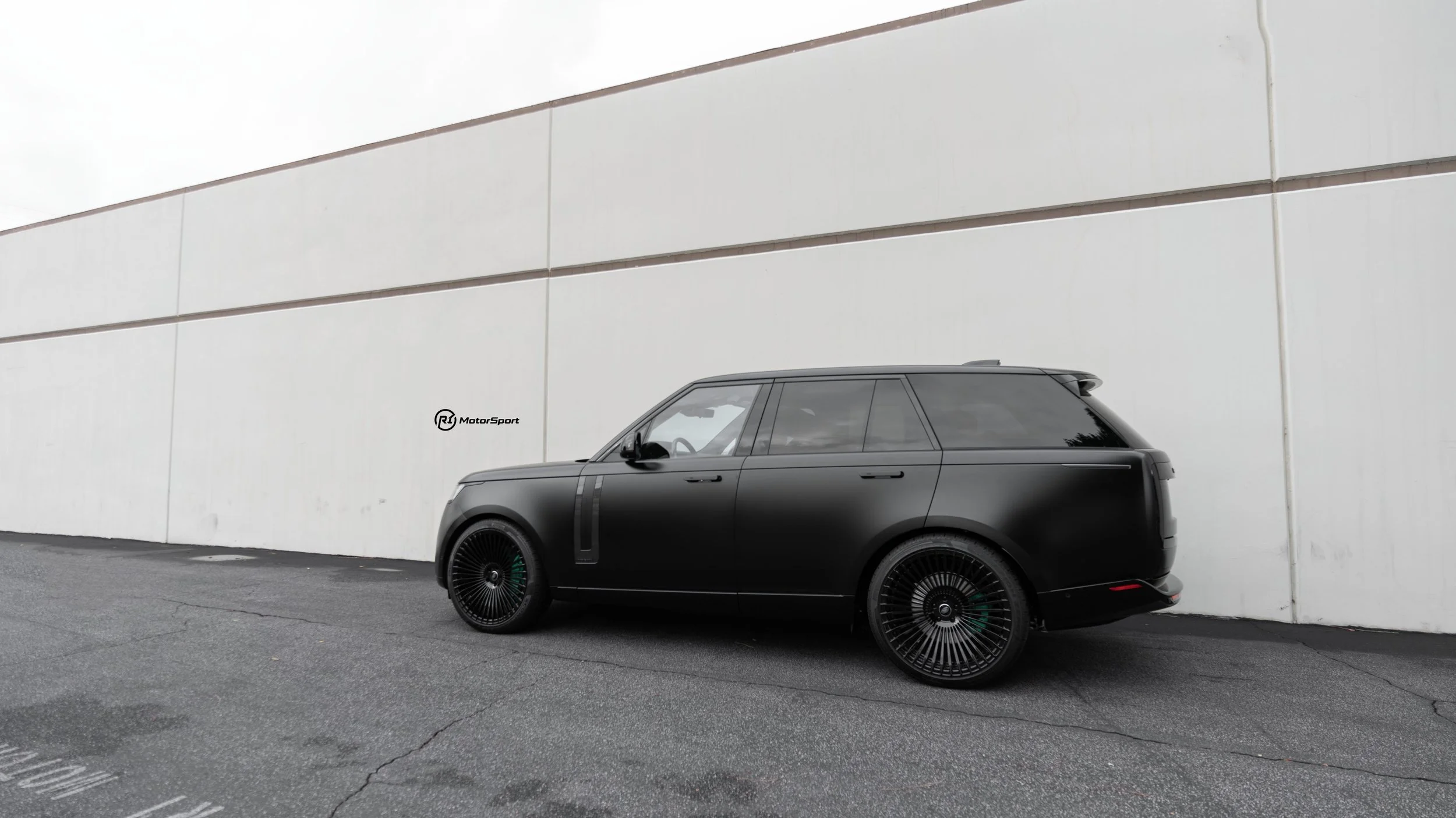 Range Rover Autobiography — R1 MOTORSPORT